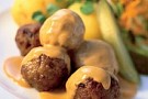 Köttbullar med gräddsås