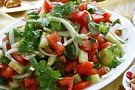 Kurdisk tomatsallad (salata frengia)