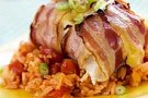 Baconlindad torsk med mexikanskt ris