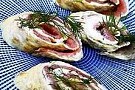 Omelettrullar med lax och färskost