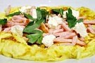 Omelett med skinka och fetaost