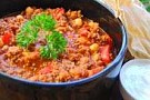 Snabb chiligryta med mjukt bröd