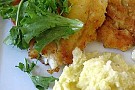 Panerad fisk med potatismos