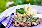 Grillad kalventrecôte med bulgursallad och parmesankräm (ifrån tasteline)