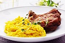 Saffransrisoni med fläskkotlett