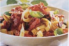 Bacon- och tomatpasta